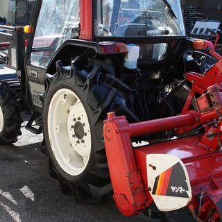 【SOLD OUT】ヤンマ トラクター AF30 30馬力 フロントローダー キャビン エアコン パワステ 自動水平 倍速 逆転 【農機具でっく】【福岡】【トラクター】 耕運爪新品 SOLD OUT】ヤンマ トラクター AF30 30馬力 フロントローダー キャビン