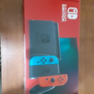 任天堂　Switch　ネオン