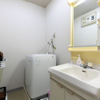 民泊撤退のため家具・家電・インテリアをまとめてを引取して頂ける方