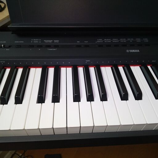 ヤマハ 電子ピアノ P115 使用数回です。