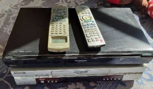 DVDレコーダーとビデオデッキ