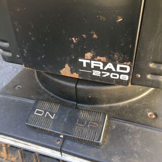 ☆昭和レトロ 理容椅子 新明和 TRAD 2708 動作確認済 床屋イス 電動 