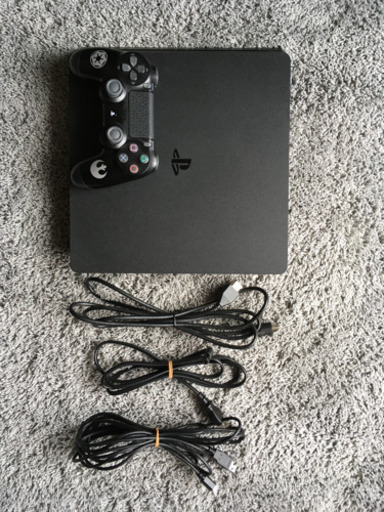 ps4 本体500GB+コントローラ（充電ケーブル付き）15000円