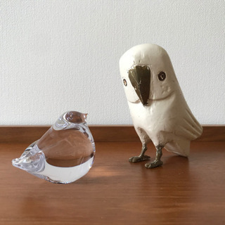 鳥の置き物・オブジェ、ガラスのペーパーウェイト