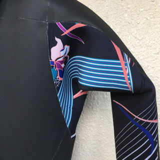 ロキシー　ウェットスーツ　新品　セミドライ　サーフボード