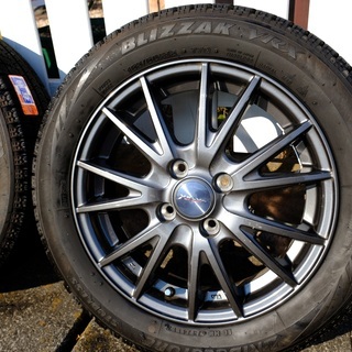 中古良品ブリザックVRXスタッドレス15インチアルミ付き　