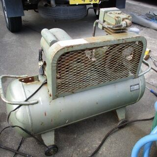 日立 ベビコン エアーコンプレッサー 業務用 0.4P-7T 家庭用100V電源仕様品