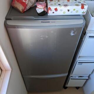冷蔵庫　panasonic NR-B143W【受取人が決定致しました】