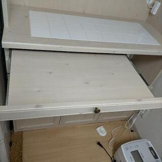 収納家具 美品！マナベ家具 minシリーズ食器棚！カントリー