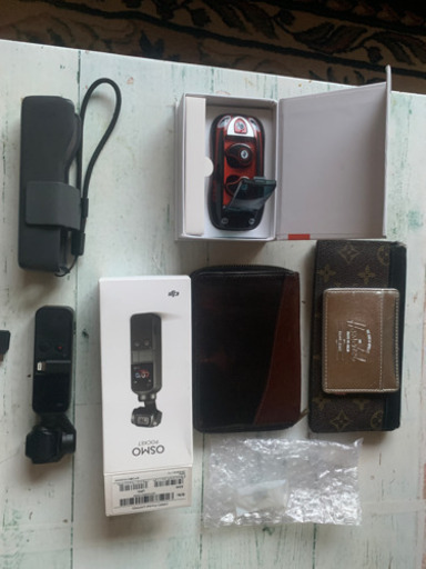 DJI OSMO POCKET おまけ　Bluetooth イヤホンand 財布