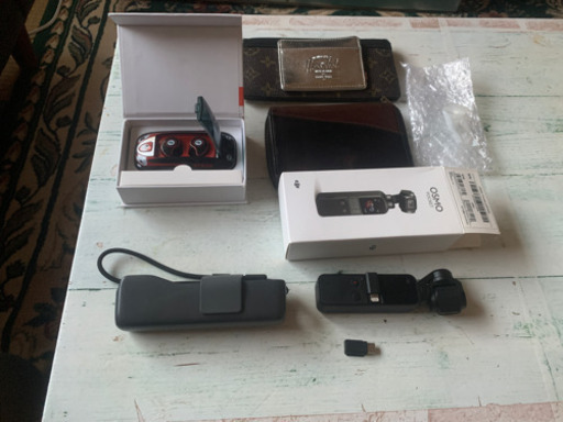 DJI OSMO POCKET おまけ　Bluetooth イヤホンand 財布