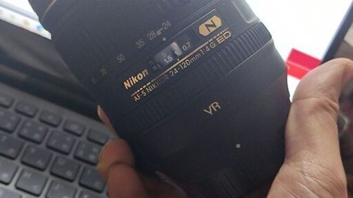 Nikon(ニコン)  AF-S NIKKOR 24-120mm f/4G ED VR  レンズタイプ：標準ズーム フォーカス：AF/MF 対応マウント：ニコンFマウント系
