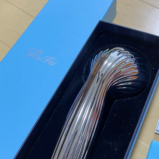 リファ　シャワーヘッド
