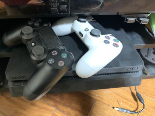 【値下げしました！】PlayStation4 500GB コントローラー2個