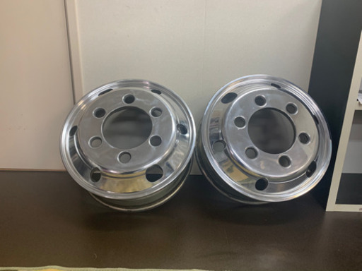 ご成約頂きました　アルミホイール　トラック　17.5×6.00 135  2本セット　アルコアではありません