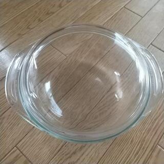 耐熱ガラスのキャセロール(直径20cm)