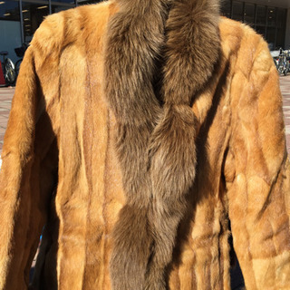 大幅値下げ致しました！未使用！美品！毛皮のコート（フォックス）