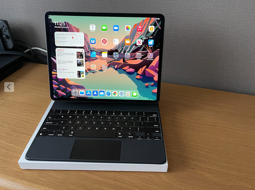 安い Apple12.9インチiPadProとMagicKeyboard /英語