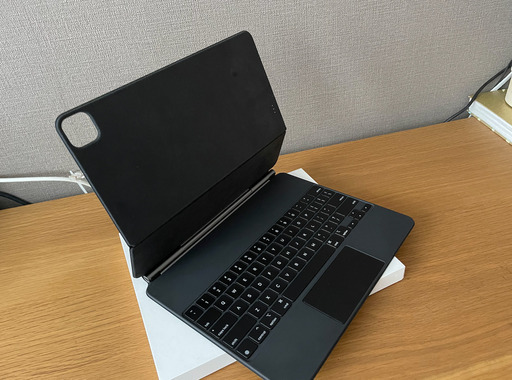 12.9インチ iPad Pro用 Magic Keyboard 極美品】Magic Keyboard Pro