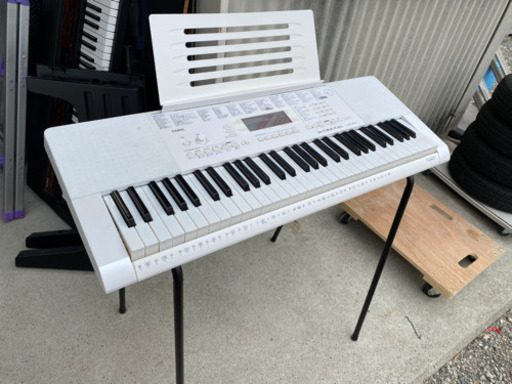 カシオ 光ナビゲーションキーボード LK-211