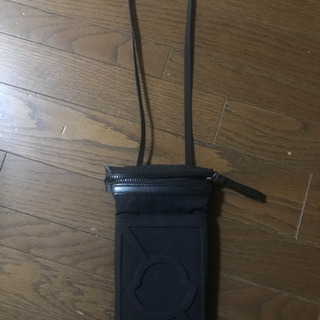 早いもの勝ち】モンクレール サコッシュ ブラック