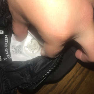 早いもの勝ち】モンクレール サコッシュ ブラック