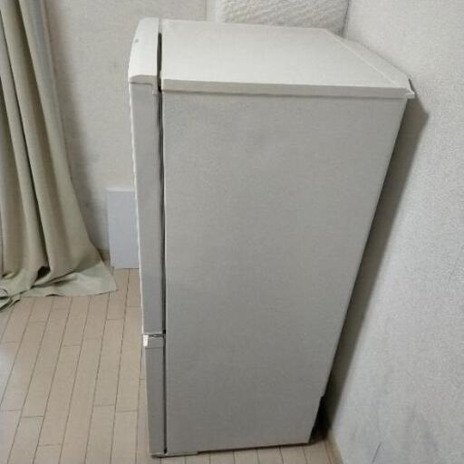 AQUA 冷凍冷蔵庫　AQR-16G