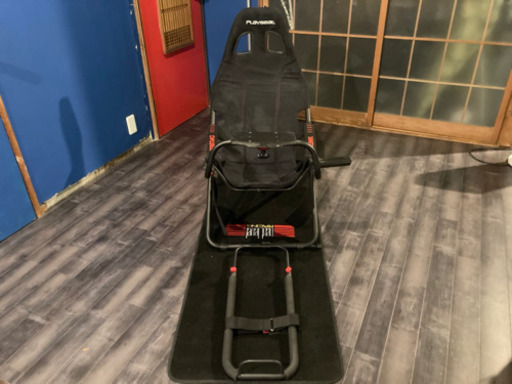 PLAYSEAT challenger レーシングコックピット