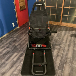 PLAYSEAT challenger レーシングコックピット