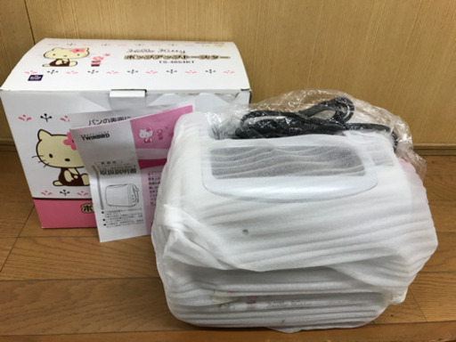 【未使用品】ツインバード　ポップアップトースター　ハローキティ
