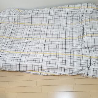 一ヶ月前に買ったニトリの布団や枕、0円に売ります