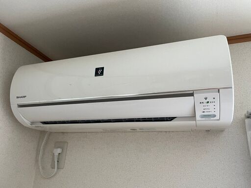 即決　エアコン シャープ  4.0k 中古　14畳 動作品 冷房　暖房 リモコン有り 中川区　取付け可能　早い者勝ち❗️