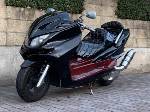 大人気ツートンカラー‼︎【YAMAHA マジェスティ】ブラック×ワインレッドカラー
