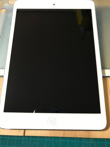 iPad mini 2 Wi-Fiモデル 16GB シルバー