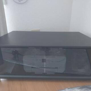 黒のテレビ台
