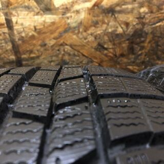 GOODYEAR ICENAVI 6 215/60R17 17インチ スタッドレス 4本 2017年製 アルファード ジープ パトリオット コンパス等　(VTM381) クレジットカード QR決済可能