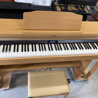 超お薦め品‼️美品‼️ローランド 電子ピアノ HP601 2018年