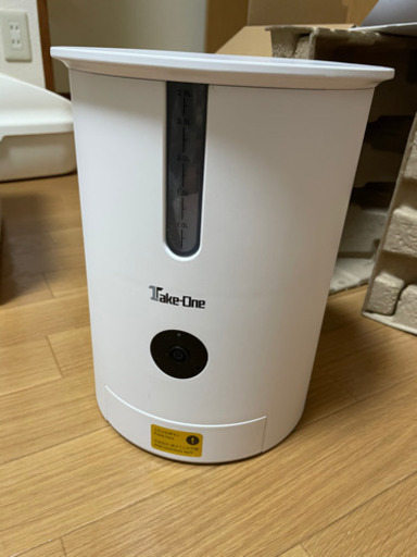 ネコちゃん、ワンちゃん　TAKE-ONE 自動餌やり機