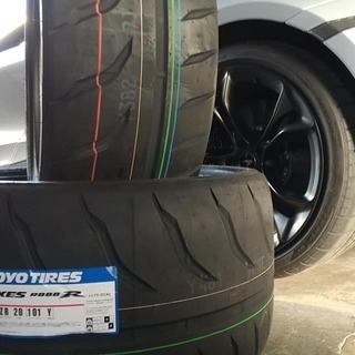 Sタイヤ、TOYOTIRES　PROXES　R888R・888　ジムカーナ走行・サーキットスポーツ走行用タイヤ販売大阪