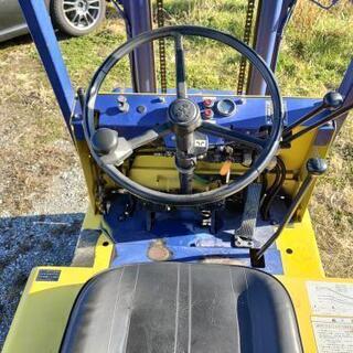 フォークリフト　コマツ　KOMATSU　0.9t