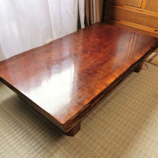 【ネット決済】天然木　和室に似合う重厚なローテーブル（机）