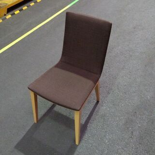 チェア（椅子）　ブラウン/布張り/木製　【第一弾】