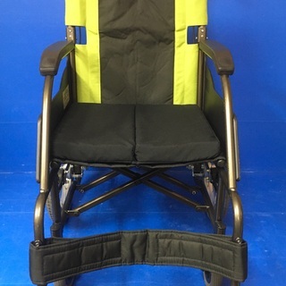 介助式車いす 標準型 ルッタ 40cm幅 VA10134 (クッション付き