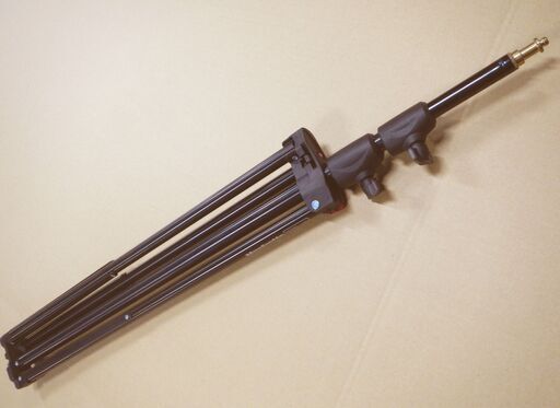 ﾗｲﾄｽﾀﾝﾄﾞ1本　Ｍａｎfrotto 1052BAC