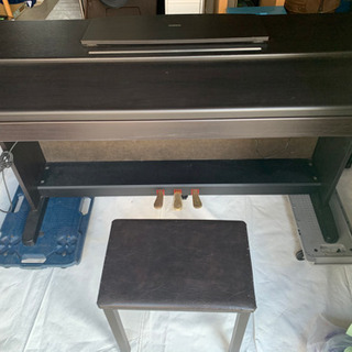 3／ 30か18:00～18:30頃ヤマハ 電子ピアノ 椅子付き