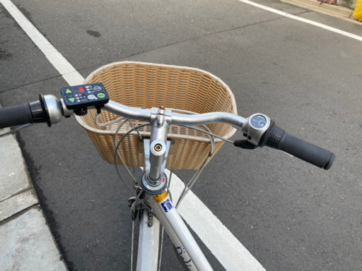 ブリヂストン デリーシェ 白 電動アシスト自転車
