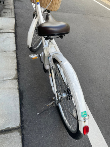 ブリヂストン デリーシェ 白 電動アシスト自転車