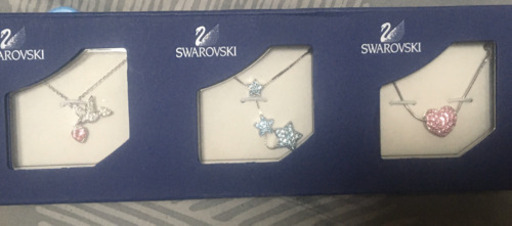 未使用☆SWAROVSKI ネックレス 3点セット