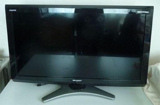 sharp 32インチ　液晶TV　2010年製