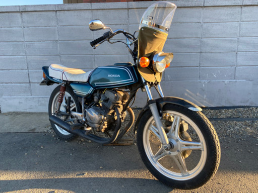 ☆CB125T.ホーク2仕様☆1977年式の旧車です^_^エンジン一発始動！！エンジンOHしてあり快調です☆カスタム多数！